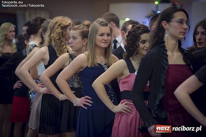 Zdjęcie w galerii na portalu naszraciborz.pl: Tak się bawił Mechanik w tworkowskim Bravo wiadomości z regionu