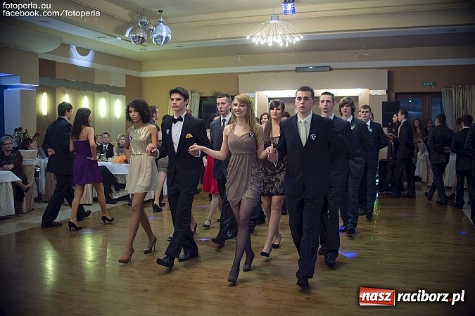 Zdjęcie w galerii na portalu naszraciborz.pl: Tak się bawił Mechanik w tworkowskim Bravo wiadomości z regionu