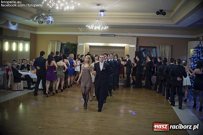 Zdjęcie w galerii na portalu naszraciborz.pl: Tak się bawił Mechanik w tworkowskim Bravo wiadomości z regionu