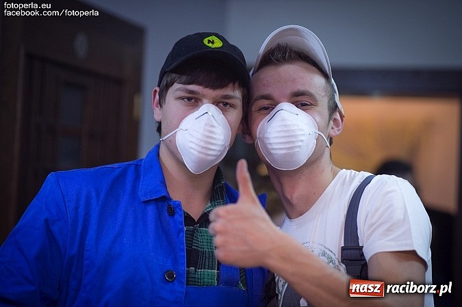 Zdjęcie w galerii na portalu naszraciborz.pl: Tak się bawił Mechanik w tworkowskim Bravo wiadomości z regionu