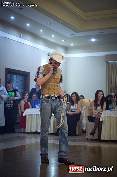 Zdjęcie w galerii na portalu naszraciborz.pl: Tak się bawił Mechanik w tworkowskim Bravo wiadomości z regionu