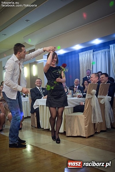 Zdjęcie w galerii na portalu naszraciborz.pl: Tak się bawił Mechanik w tworkowskim Bravo wiadomości z regionu