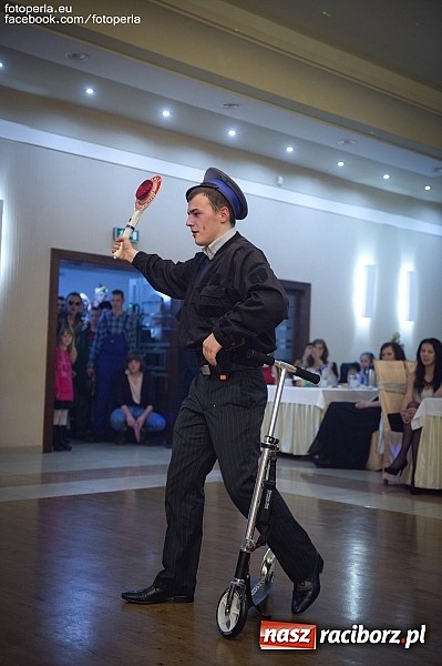 Zdjęcie w galerii na portalu naszraciborz.pl: Tak się bawił Mechanik w tworkowskim Bravo wiadomości z regionu