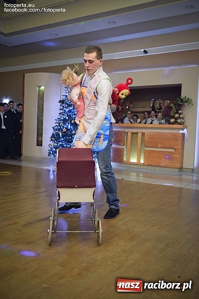 Zdjęcie w galerii na portalu naszraciborz.pl: Tak się bawił Mechanik w tworkowskim Bravo wiadomości z regionu