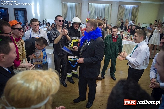 Zdjęcie w galerii na portalu naszraciborz.pl: Tak się bawił Mechanik w tworkowskim Bravo wiadomości z regionu