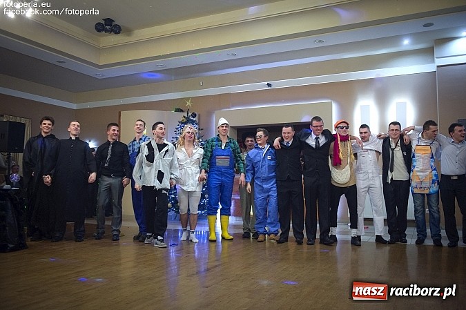 Zdjęcie w galerii na portalu naszraciborz.pl: Tak się bawił Mechanik w tworkowskim Bravo wiadomości z regionu