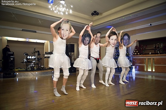 Zdjęcie w galerii na portalu naszraciborz.pl: Tak się bawił Mechanik w tworkowskim Bravo wiadomości z regionu