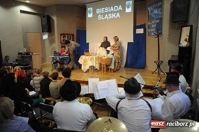 Zdjęcie w galerii na portalu naszraciborz.pl: Inga i Paul znowu w akcji, czyli śląskie show w Tworkowie. Tłumy na widowni wiadomości z regionu