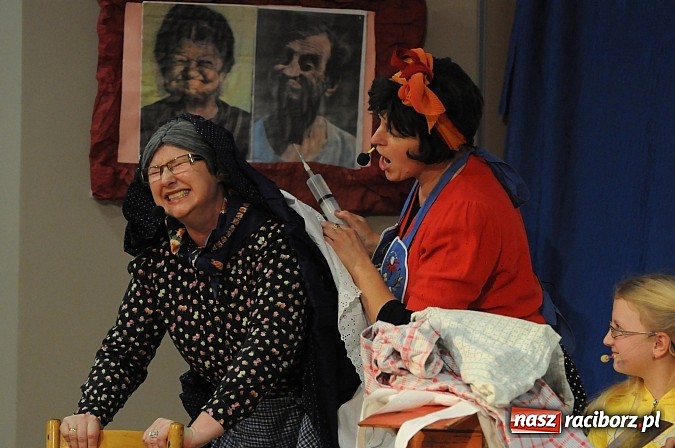 Zdjęcie w galerii na portalu naszraciborz.pl: Inga i Paul znowu w akcji, czyli śląskie show w Tworkowie. Tłumy na widowni wiadomości z regionu