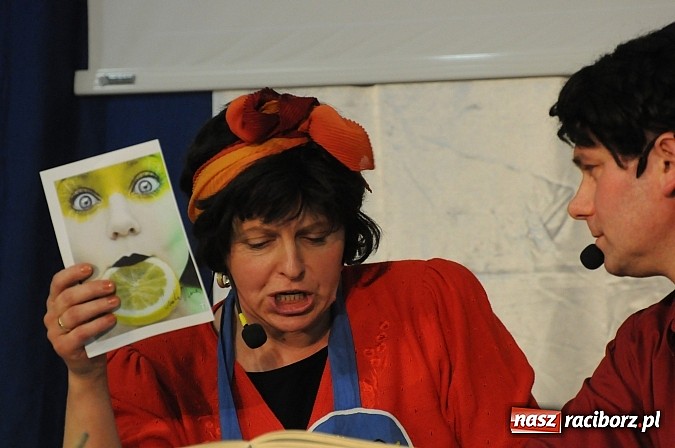 Zdjęcie w galerii na portalu naszraciborz.pl: Inga i Paul znowu w akcji, czyli śląskie show w Tworkowie. Tłumy na widowni wiadomości z regionu