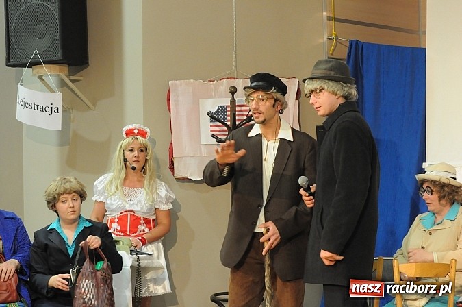 Zdjęcie w galerii na portalu naszraciborz.pl: Inga i Paul znowu w akcji, czyli śląskie show w Tworkowie. Tłumy na widowni wiadomości z regionu