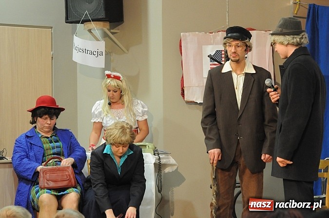 Zdjęcie w galerii na portalu naszraciborz.pl: Inga i Paul znowu w akcji, czyli śląskie show w Tworkowie. Tłumy na widowni wiadomości z regionu