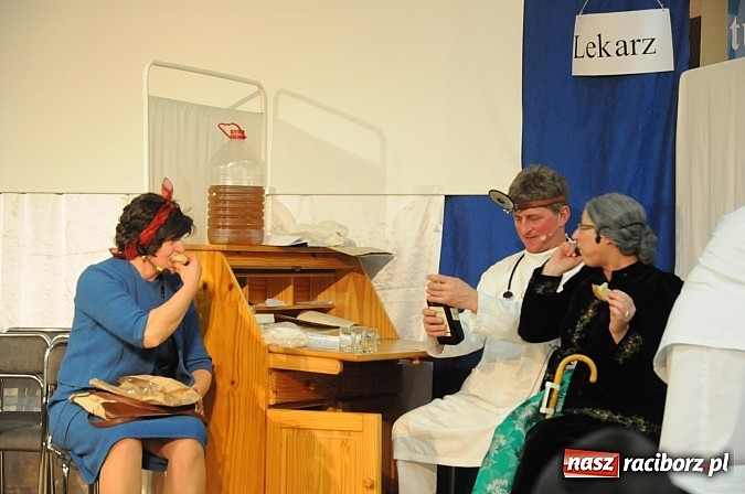 Zdjęcie w galerii na portalu naszraciborz.pl: Inga i Paul znowu w akcji, czyli śląskie show w Tworkowie. Tłumy na widowni wiadomości z regionu