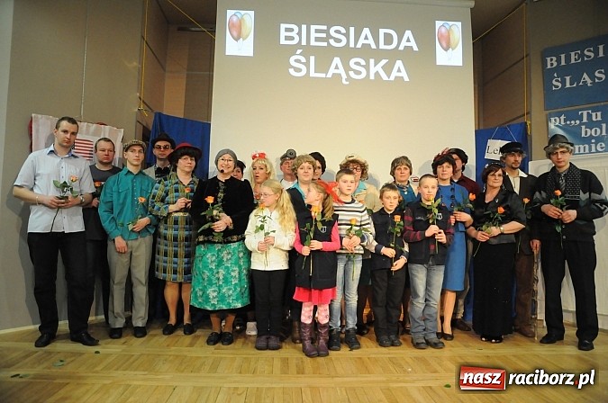 Zdjęcie w galerii na portalu naszraciborz.pl: Inga i Paul znowu w akcji, czyli śląskie show w Tworkowie. Tłumy na widowni wiadomości z regionu