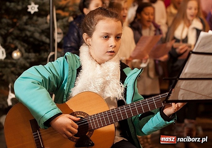 Zdjęcie w galerii na portalu naszraciborz.pl: Wieczór kolęd i pastorałek w kościele w Nędzy wiadomości z regionu