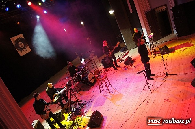 Zdjęcie w galerii na portalu naszraciborz.pl: Repertuar Czesława Niemena w RCK wiadomości z regionu