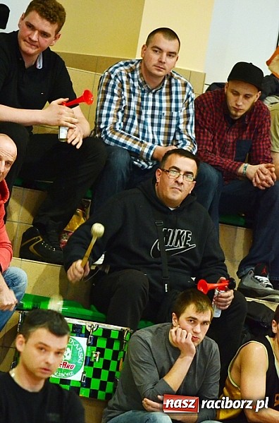 Zdjęcie w galerii na portalu naszraciborz.pl: Koszykarska bitwa pod koniec XIII kolejki wiadomości z regionu