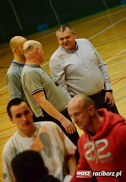 Zdjęcie w galerii na portalu naszraciborz.pl: Koszykarska bitwa pod koniec XIII kolejki wiadomości z regionu
