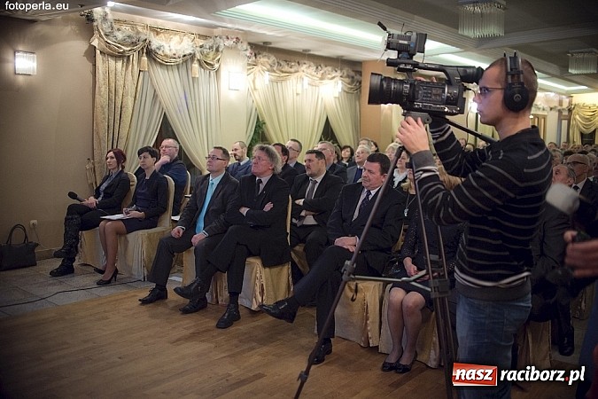 Zdjęcie w galerii na portalu naszraciborz.pl: Znamy laureatów nagród Mieszko AD 2012 wiadomości z regionu