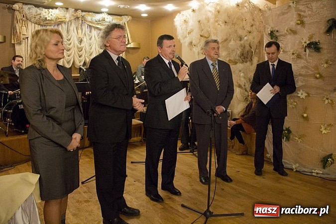 Zdjęcie w galerii na portalu naszraciborz.pl: Znamy laureatów nagród Mieszko AD 2012 wiadomości z regionu