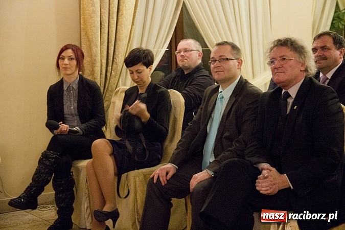 Zdjęcie w galerii na portalu naszraciborz.pl: Znamy laureatów nagród Mieszko AD 2012 wiadomości z regionu