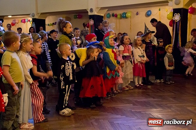 Zdjęcie w galerii na portalu naszraciborz.pl: Dziecięcy bal przebierańców w Krzanowicach wiadomości z regionu