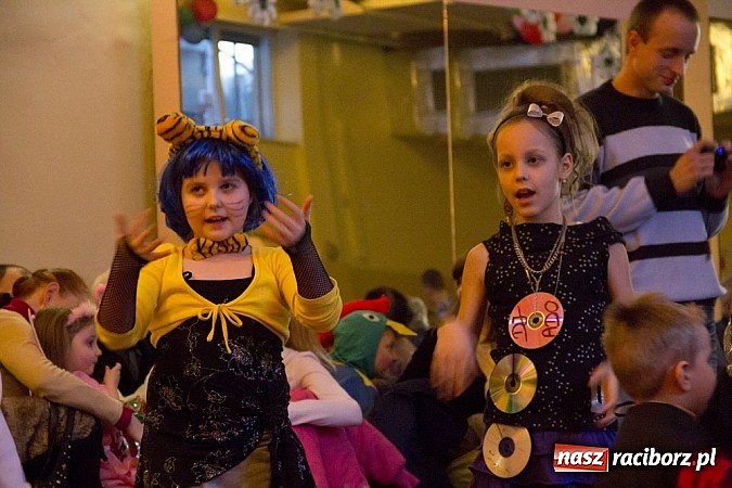 Zdjęcie w galerii na portalu naszraciborz.pl: Dziecięcy bal przebierańców w Krzanowicach wiadomości z regionu