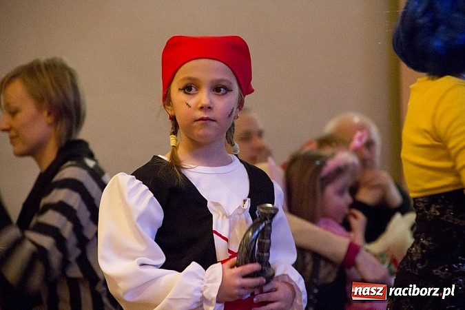 Zdjęcie w galerii na portalu naszraciborz.pl: Dziecięcy bal przebierańców w Krzanowicach wiadomości z regionu