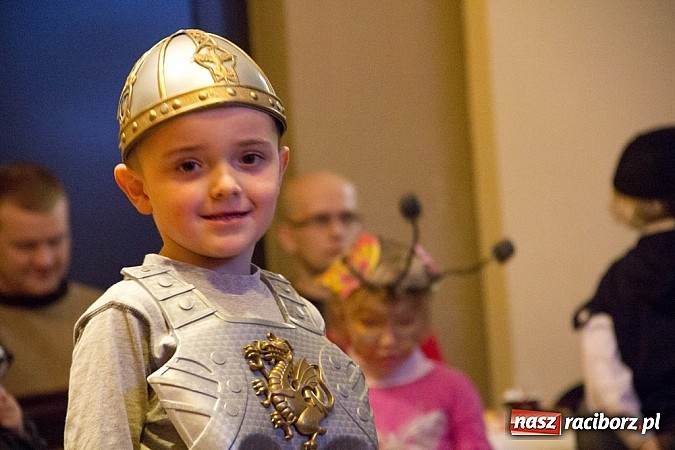 Zdjęcie w galerii na portalu naszraciborz.pl: Dziecięcy bal przebierańców w Krzanowicach wiadomości z regionu