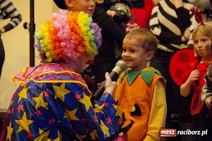 Zdjęcie w galerii na portalu naszraciborz.pl: Dziecięcy bal przebierańców w Krzanowicach wiadomości z regionu