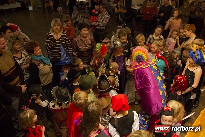 Zdjęcie w galerii na portalu naszraciborz.pl: Dziecięcy bal przebierańców w Krzanowicach wiadomości z regionu