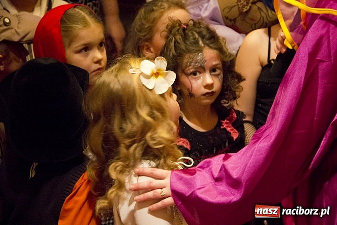 Zdjęcie w galerii na portalu naszraciborz.pl: Dziecięcy bal przebierańców w Krzanowicach wiadomości z regionu