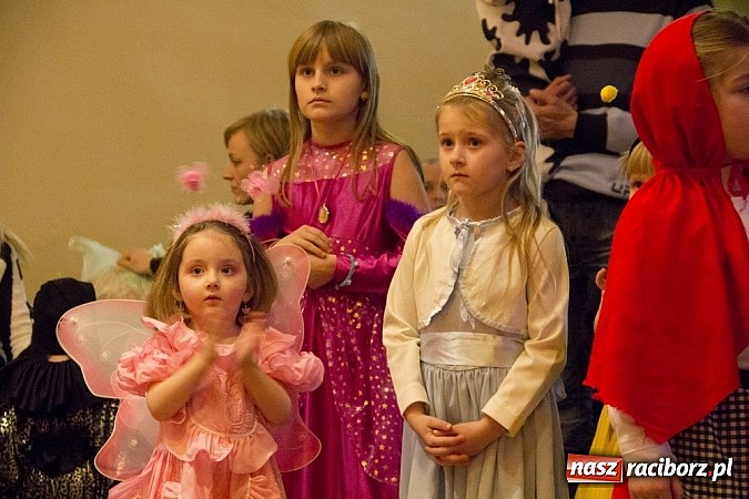 Zdjęcie w galerii na portalu naszraciborz.pl: Dziecięcy bal przebierańców w Krzanowicach wiadomości z regionu