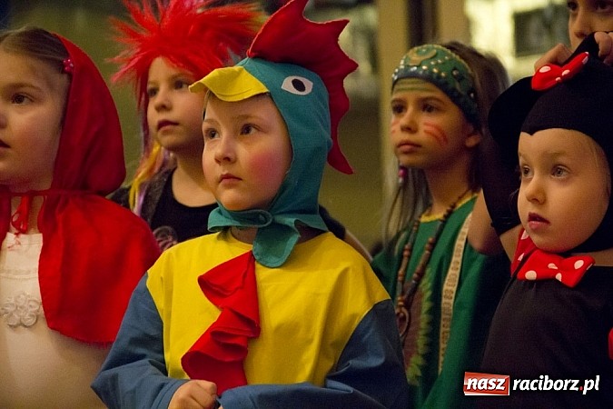 Zdjęcie w galerii na portalu naszraciborz.pl: Dziecięcy bal przebierańców w Krzanowicach wiadomości z regionu