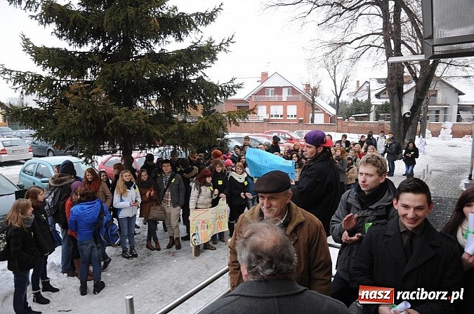 Zdjęcie w galerii na portalu naszraciborz.pl: Starosta wycofał projekt uchwały w sprawie łączenia ZSE i ZSZ. Sprawa wraca do komisji wiadomości z regionu
