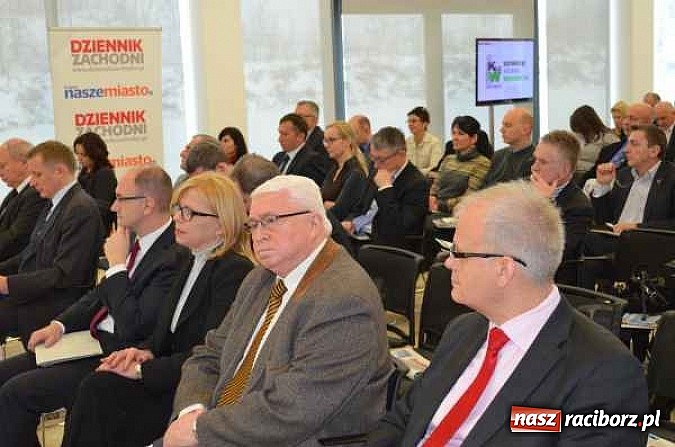 Zdjęcie w galerii na portalu naszraciborz.pl: Zamienić poprzemysłowe hałdy w zielone parki wiadomości z regionu