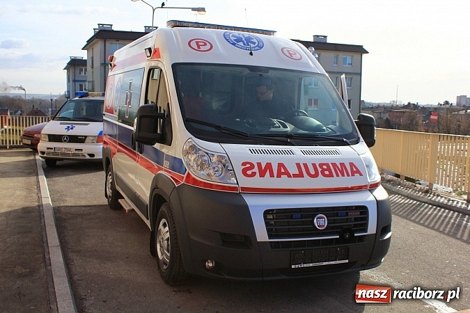 Zdjęcie w galerii na portalu naszraciborz.pl: Raciborski szpital będzie miał nowy ambulans wiadomości z regionu