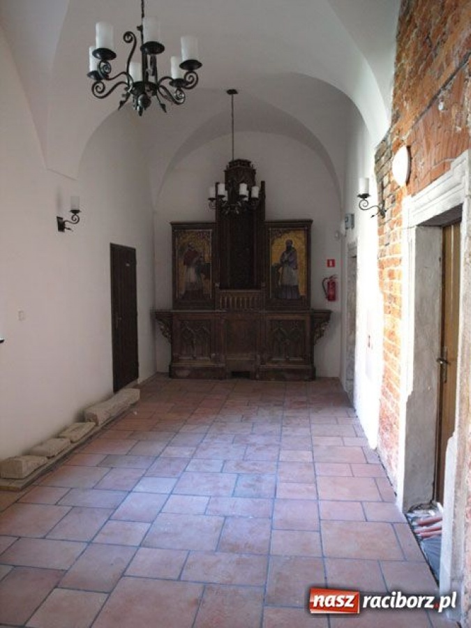 Zdjęcie w galerii na portalu naszraciborz.pl: Papieski dekret dla kościoła w Rudach wiadomości z regionu