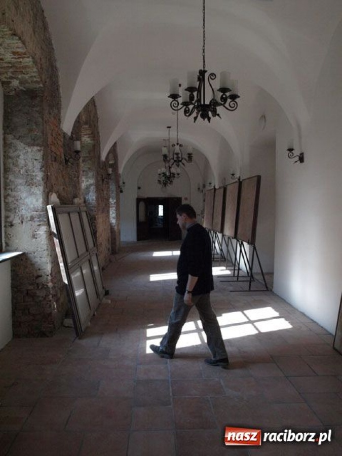 Zdjęcie w galerii na portalu naszraciborz.pl: Papieski dekret dla kościoła w Rudach wiadomości z regionu