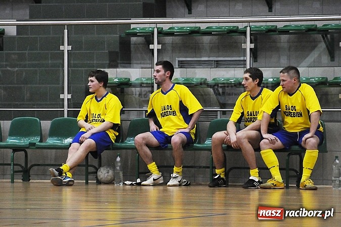 Zdjęcie w galerii na portalu naszraciborz.pl: HLPN: O utrzymanie do ostatniego meczu wiadomości z regionu