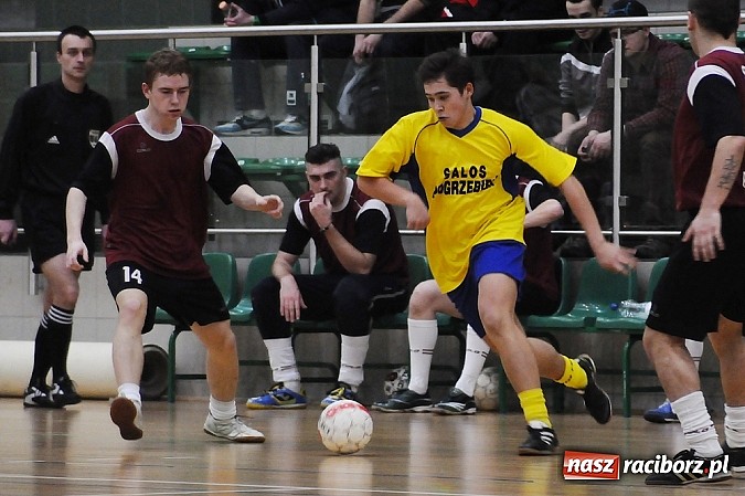 Zdjęcie w galerii na portalu naszraciborz.pl: HLPN: O utrzymanie do ostatniego meczu wiadomości z regionu