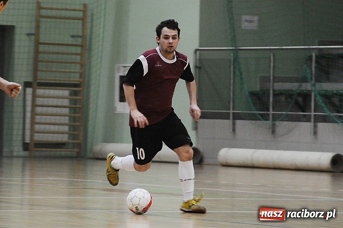 Zdjęcie w galerii na portalu naszraciborz.pl: HLPN: O utrzymanie do ostatniego meczu wiadomości z regionu