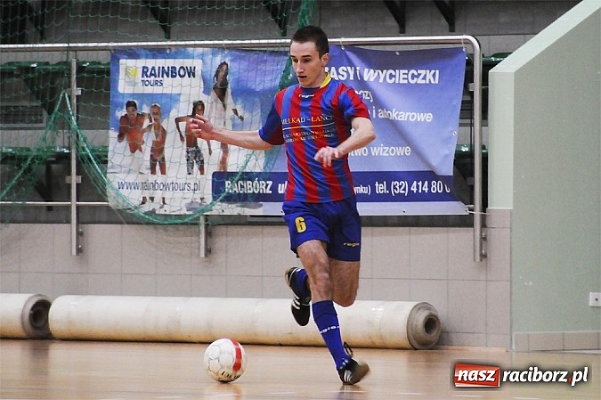 Zdjęcie w galerii na portalu naszraciborz.pl: HLPN: O utrzymanie do ostatniego meczu wiadomości z regionu