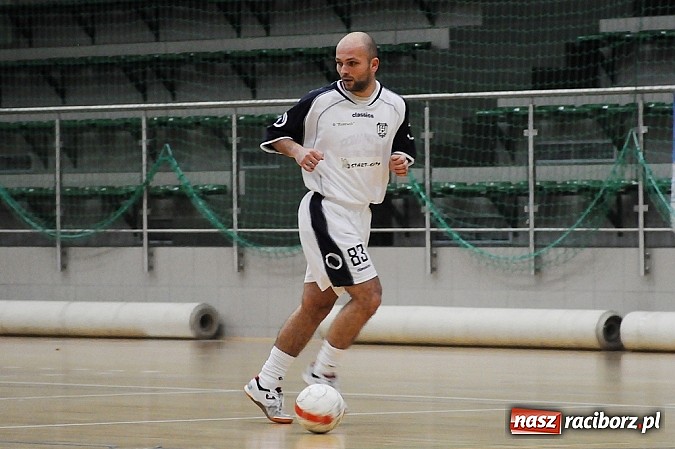 Zdjęcie w galerii na portalu naszraciborz.pl: HLPN: O utrzymanie do ostatniego meczu wiadomości z regionu