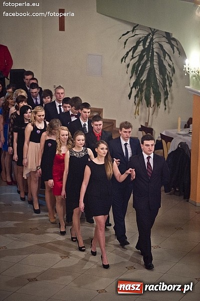 Zdjęcie w galerii na portalu naszraciborz.pl: Mistrzowie sportu z ZSOMS bawili się na studniówce w Rogowie wiadomości z regionu