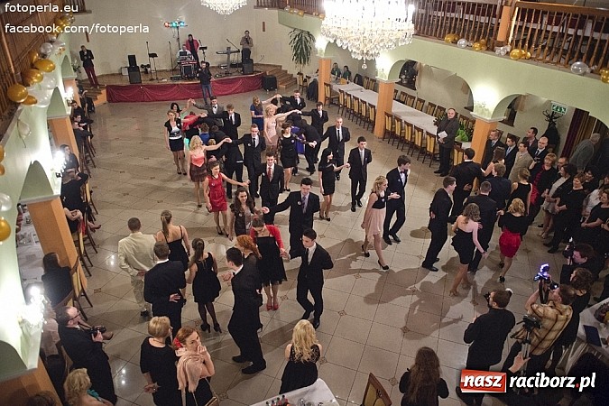 Zdjęcie w galerii na portalu naszraciborz.pl: Mistrzowie sportu z ZSOMS bawili się na studniówce w Rogowie wiadomości z regionu