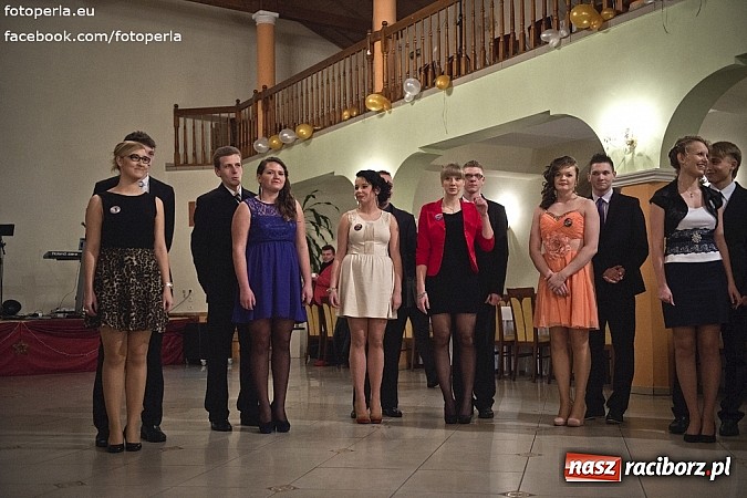 Zdjęcie w galerii na portalu naszraciborz.pl: Mistrzowie sportu z ZSOMS bawili się na studniówce w Rogowie wiadomości z regionu