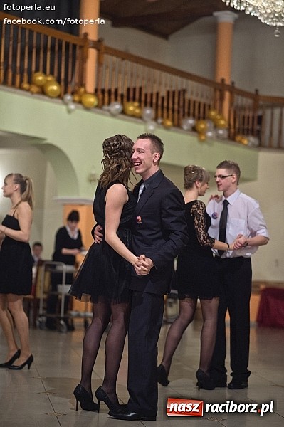 Zdjęcie w galerii na portalu naszraciborz.pl: Mistrzowie sportu z ZSOMS bawili się na studniówce w Rogowie wiadomości z regionu