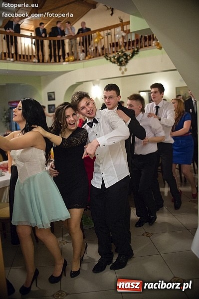 Zdjęcie w galerii na portalu naszraciborz.pl: Mistrzowie sportu z ZSOMS bawili się na studniówce w Rogowie wiadomości z regionu