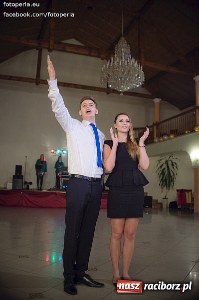 Zdjęcie w galerii na portalu naszraciborz.pl: Mistrzowie sportu z ZSOMS bawili się na studniówce w Rogowie wiadomości z regionu